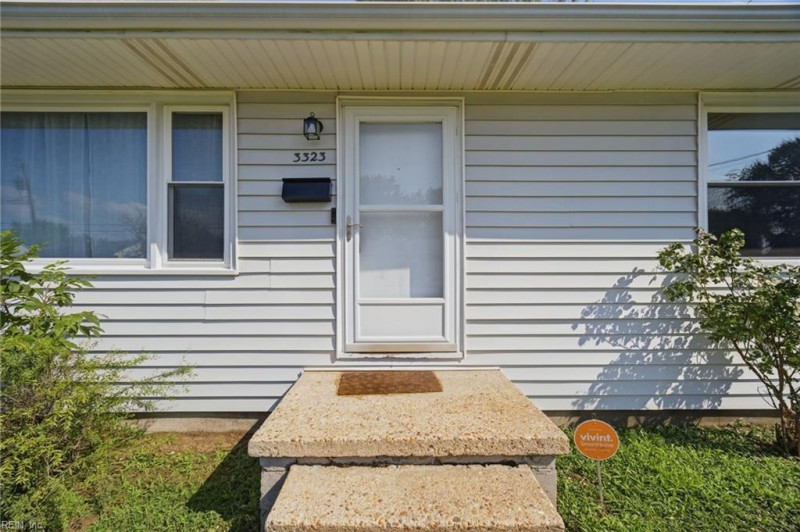 Photo 23 of 32 residential for sale in Hampton virginia