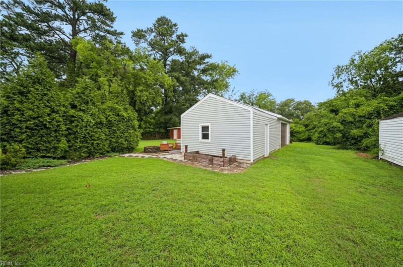 Photo 29 of 31 residential for sale in Portsmouth virginia