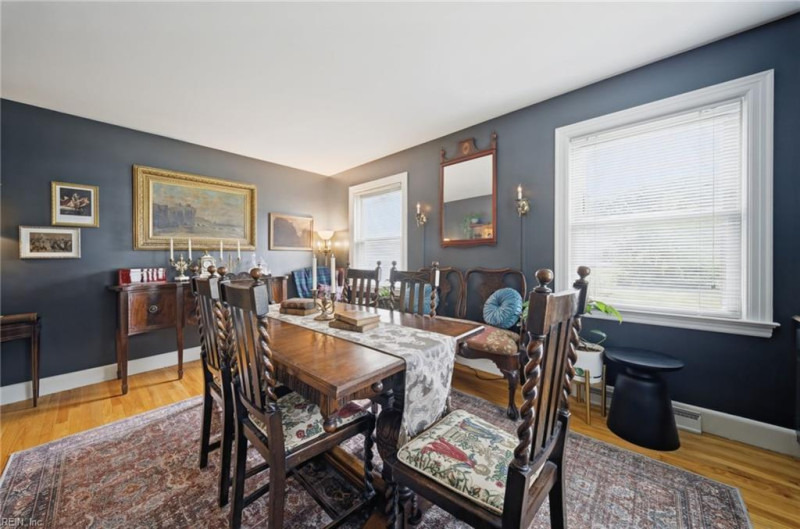 Photo 5 of 31 residential for sale in Portsmouth virginia