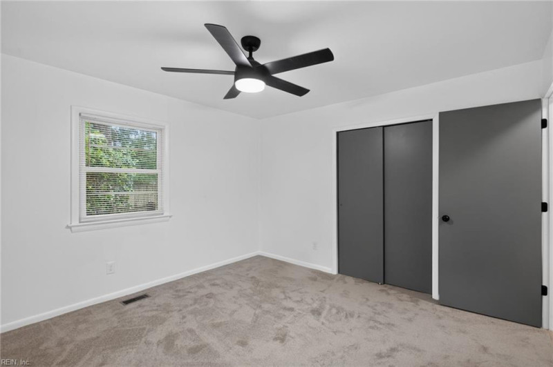 Photo 14 of 25 residential for sale in Newport News virginia
