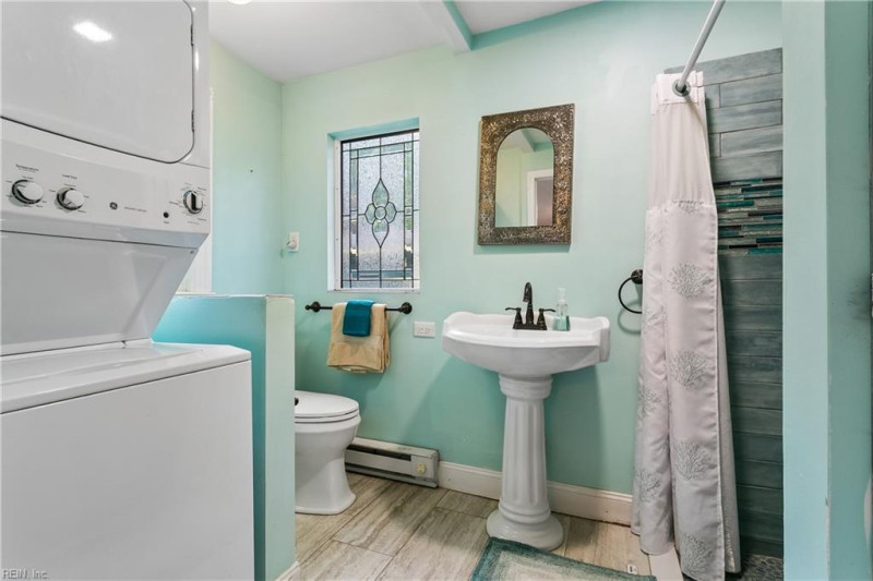 Photo 26 of 41 residential for sale in Hampton virginia