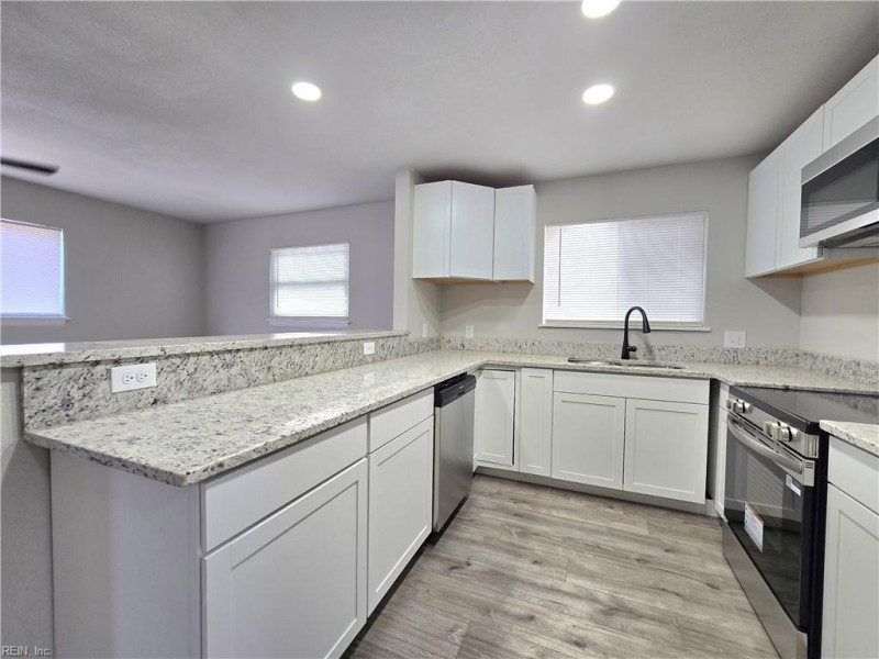 Photo 7 of 13 residential for sale in Newport News virginia Photo 7 of 13 residential for sale in Newport News virginia