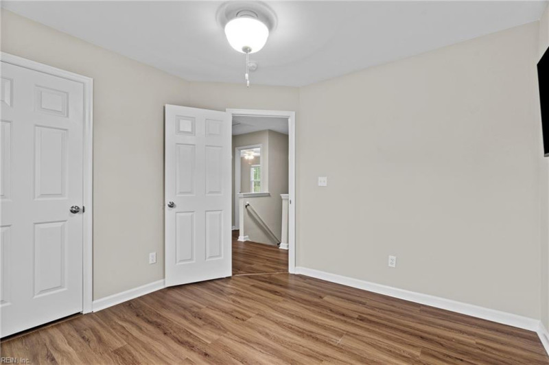Photo 28 of 43 residential for sale in Chesapeake virginia