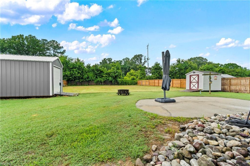 Photo 38 of 43 residential for sale in Chesapeake virginia