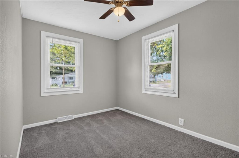 Photo 23 of 42 residential for sale in Hampton virginia Photo 23 of 42 residential for sale in Hampton virginia