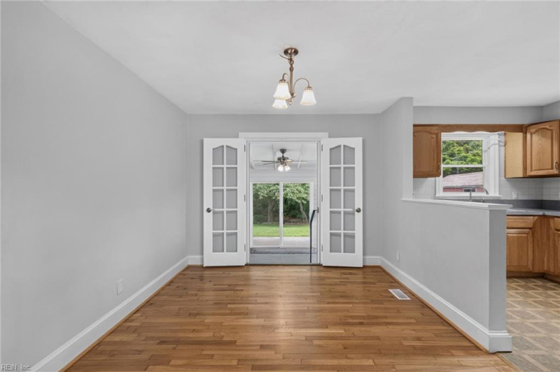 Photo 8 of 40 residential for sale in Norfolk virginia Photo 8 of 40 residential for sale in Norfolk virginia