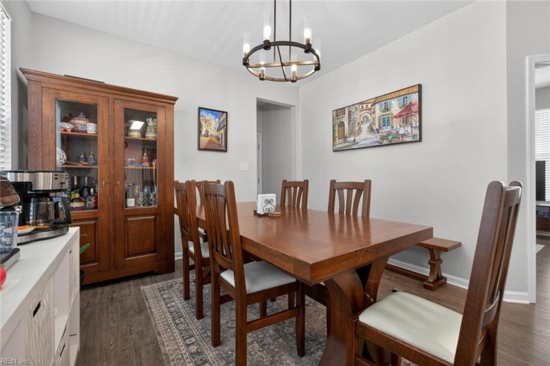 Photo 19 of 46 residential for sale in Chesapeake virginia