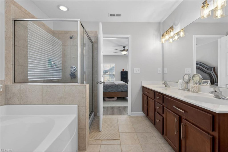 Photo 31 of 46 residential for sale in Chesapeake virginia