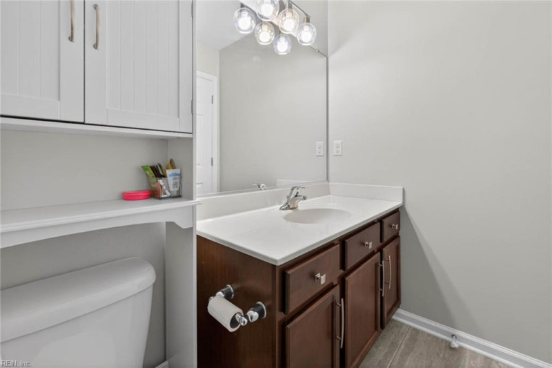 Photo 35 of 46 residential for sale in Chesapeake virginia