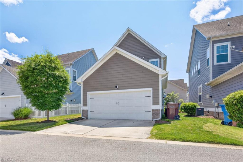 Photo 38 of 46 residential for sale in Chesapeake virginia
