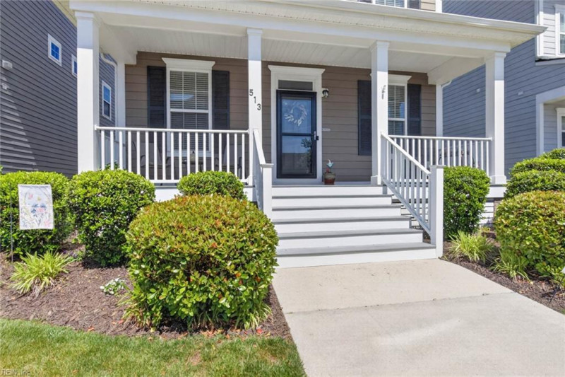 Photo 4 of 46 residential for sale in Chesapeake virginia