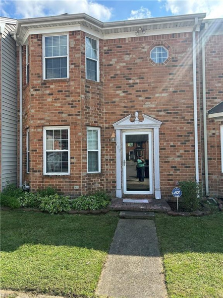 Photo 1 of 1 residential for sale in Chesapeake virginia