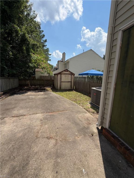 Photo 5 of 5 residential for sale in Chesapeake virginia Photo 5 of 5 residential for sale in Chesapeake virginia