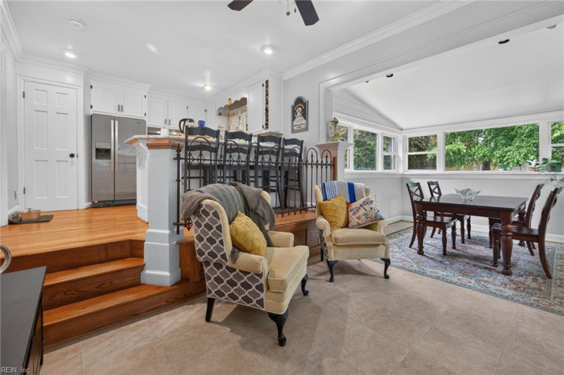 Photo 11 of 25 residential for sale in Portsmouth virginia