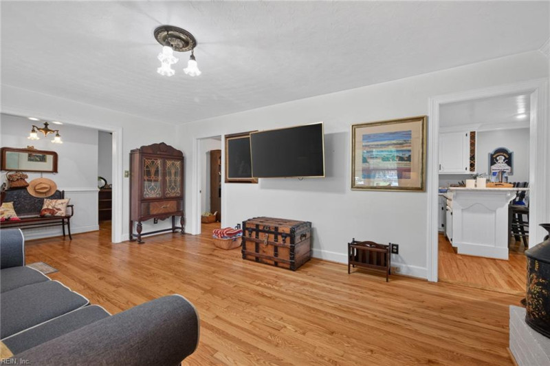 Photo 7 of 25 residential for sale in Portsmouth virginia