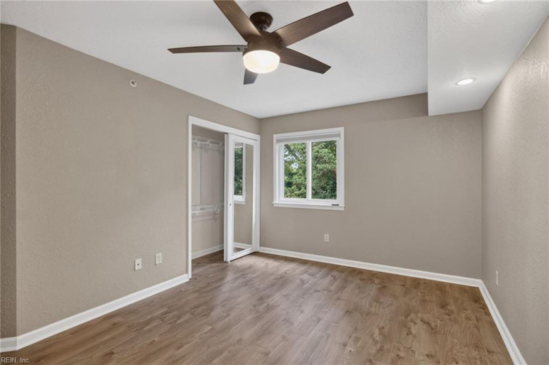 Photo 16 of 18 residential for sale in Virginia Beach virginia
