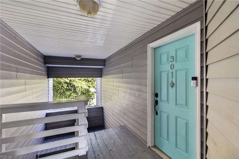 Photo 2 of 18 residential for sale in Virginia Beach virginia
