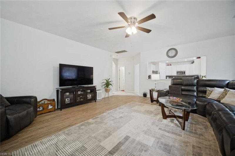 Photo 14 of 50 residential for sale in Chesapeake virginia Photo 14 of 50 residential for sale in Chesapeake virginia