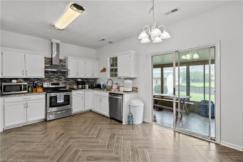 Photo 6 of 41 residential for sale in Suffolk virginia Photo 6 of 41 residential for sale in Suffolk virginia