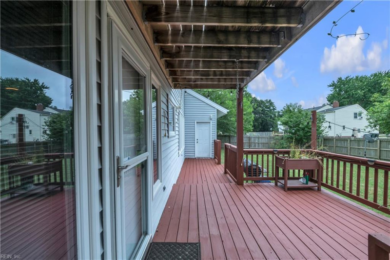 Photo 27 of 33 residential for sale in Hampton virginia