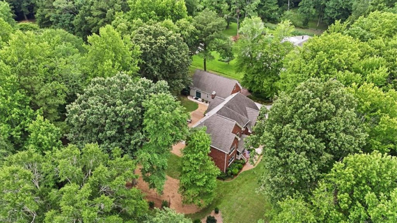Photo 32 of 39 residential for sale in Chesapeake virginia