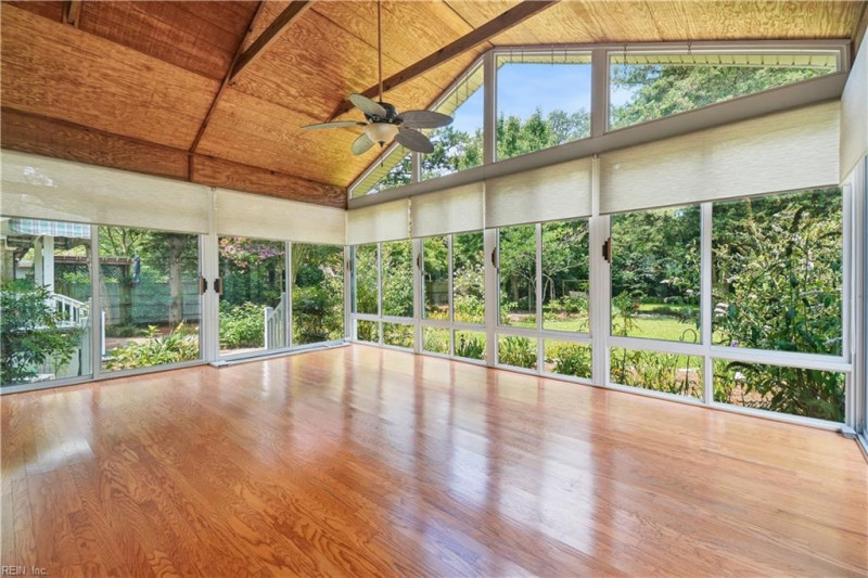 Photo 19 of 43 residential for sale in Norfolk virginia