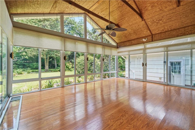 Photo 21 of 43 residential for sale in Norfolk virginia