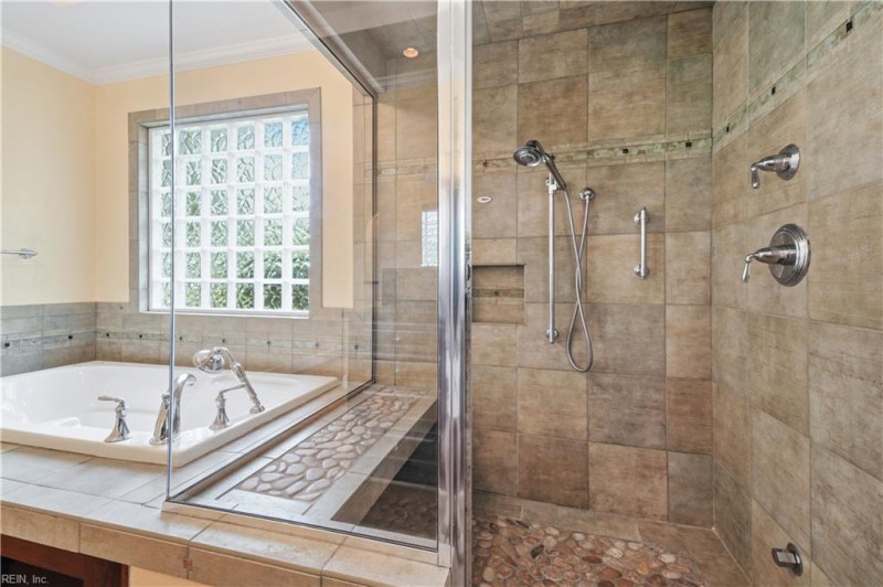 Photo 25 of 43 residential for sale in Norfolk virginia