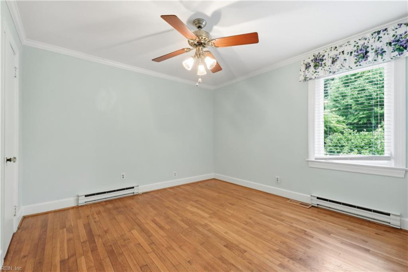 Photo 29 of 43 residential for sale in Norfolk virginia