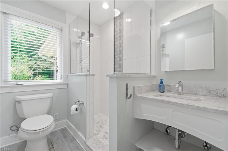 Photo 31 of 43 residential for sale in Norfolk virginia