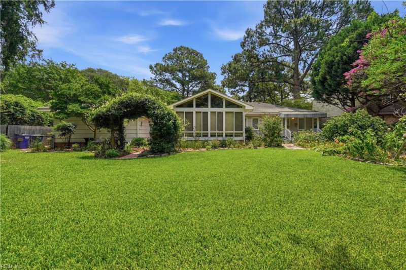 Photo 37 of 43 residential for sale in Norfolk virginia