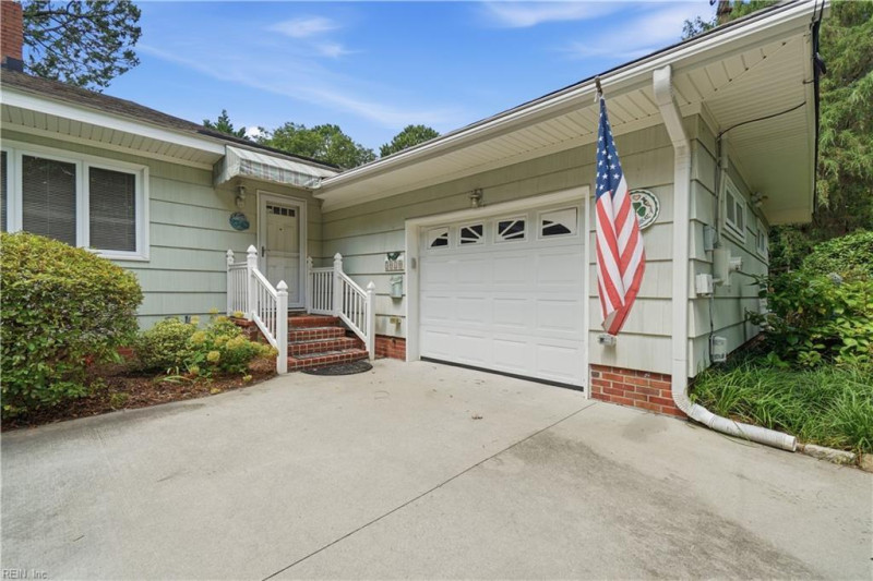 Photo 6 of 43 residential for sale in Norfolk virginia