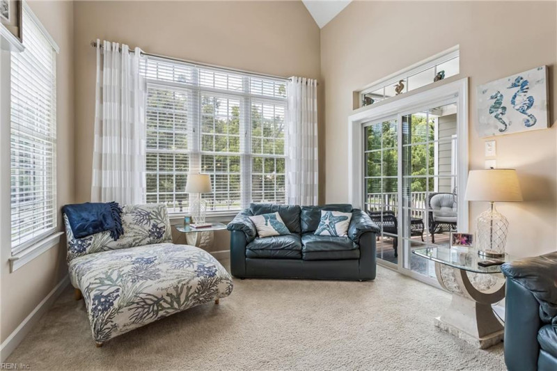 Photo 20 of 40 residential for sale in York County virginia