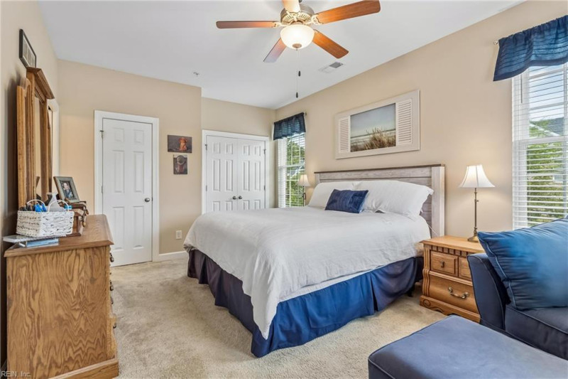 Photo 6 of 40 residential for sale in York County virginia