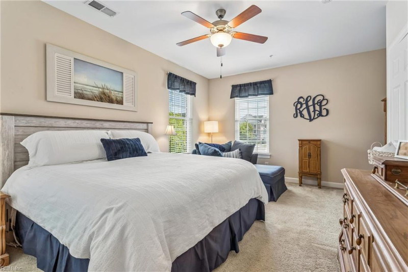 Photo 7 of 40 residential for sale in York County virginia