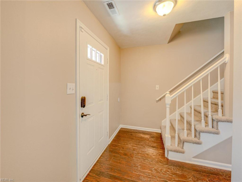 Photo 9 of 41 residential for sale in Newport News virginia Photo 9 of 41 residential for sale in Newport News virginia