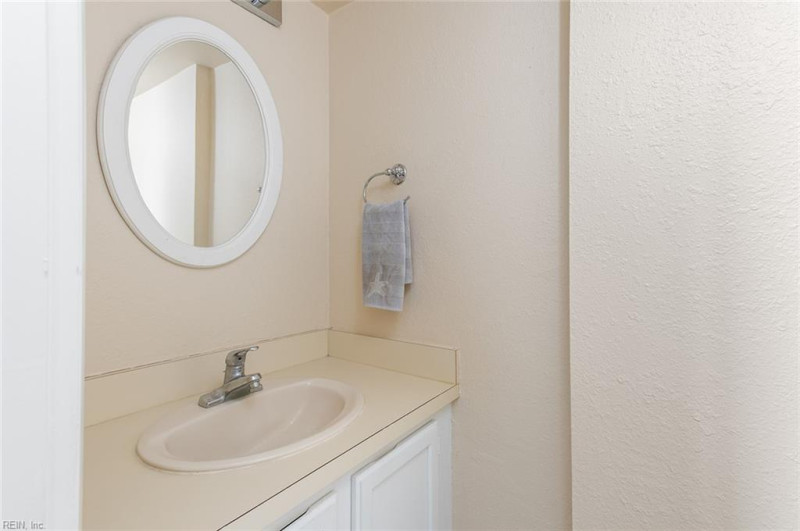 Photo 13 of 20 residential for sale in Norfolk virginia