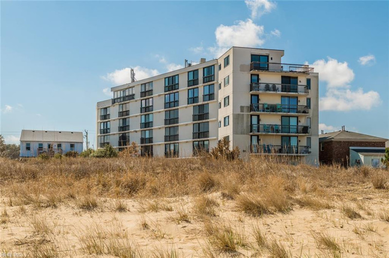 Photo 14 of 20 residential for sale in Norfolk virginia