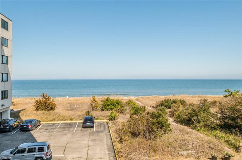 Photo 16 of 20 residential for sale in Norfolk virginia