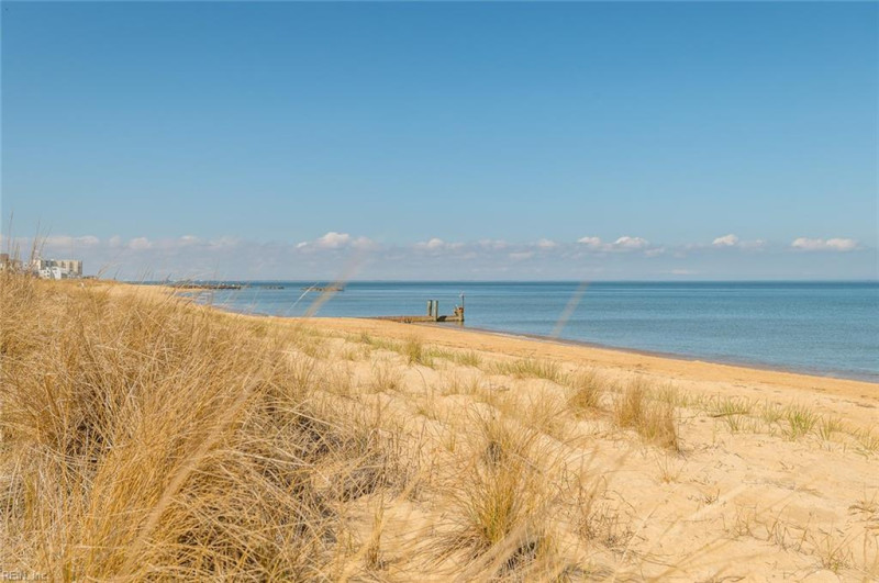 Photo 9 of 20 residential for sale in Norfolk virginia