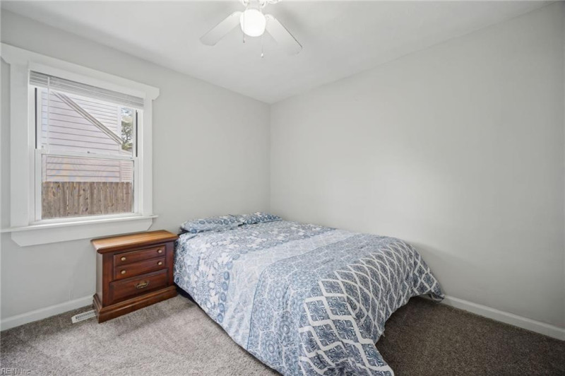 Photo 16 of 41 residential for sale in Norfolk virginia