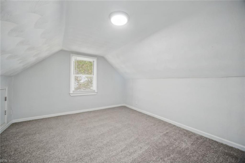 Photo 22 of 41 residential for sale in Norfolk virginia
