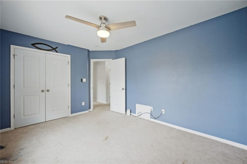 Photo 23 of 35 residential for sale in Chesapeake virginia