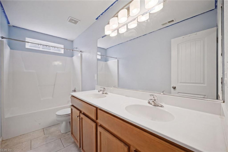 Photo 27 of 35 residential for sale in Chesapeake virginia
