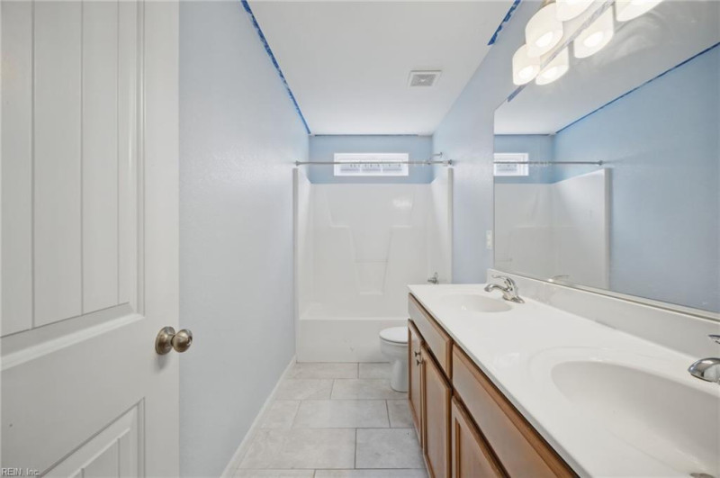 Photo 28 of 35 residential for sale in Chesapeake virginia