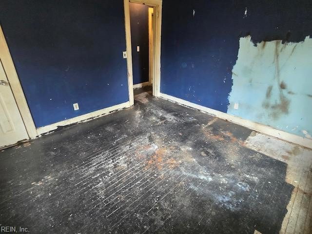 Photo 5 of 11 residential for sale in Norfolk virginia