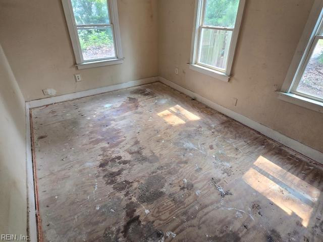 Photo 8 of 11 residential for sale in Norfolk virginia