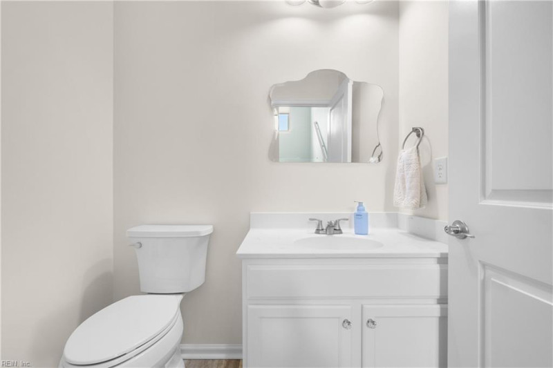 Photo 19 of 35 residential for sale in Chesapeake virginia