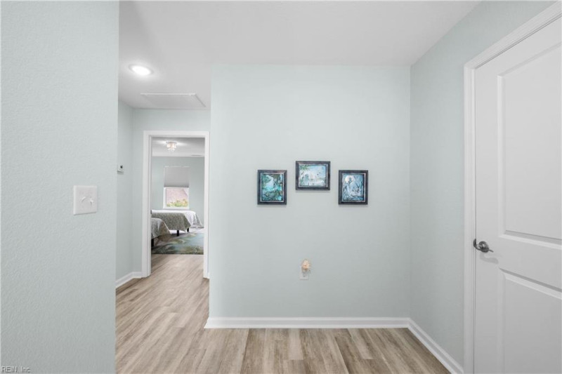 Photo 27 of 35 residential for sale in Chesapeake virginia
