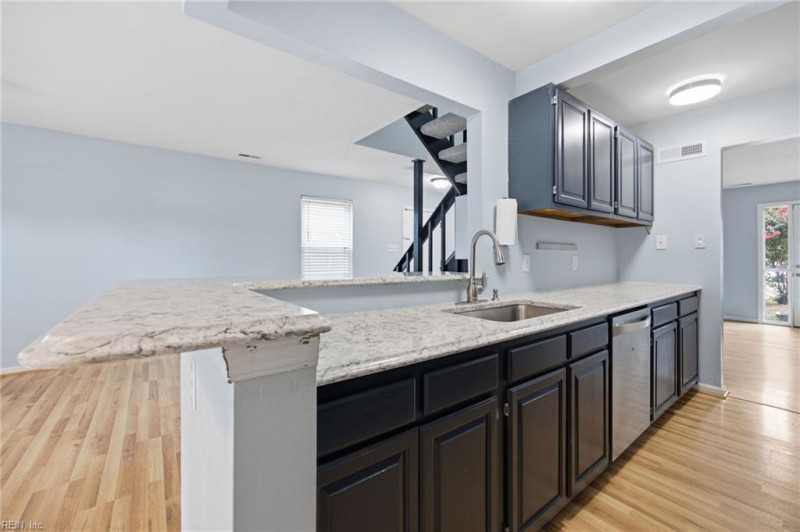 Photo 11 of 36 residential for sale in Virginia Beach virginia
